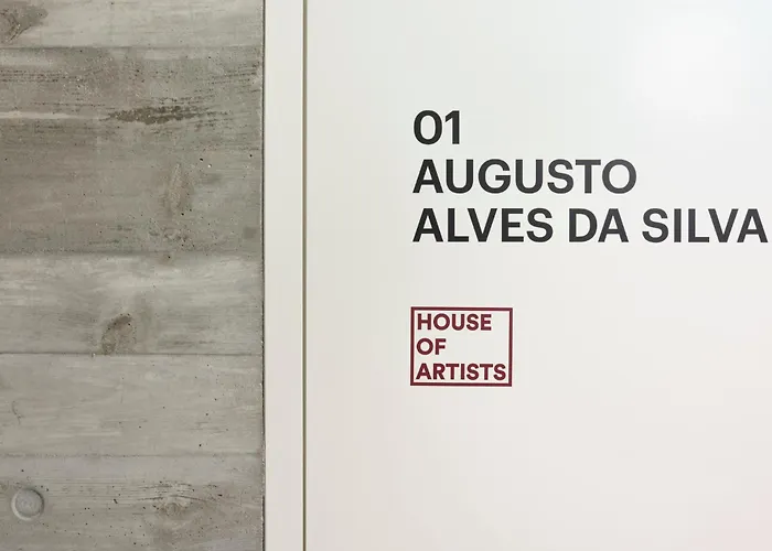 House Of Artists Bed and Breakfast Porto